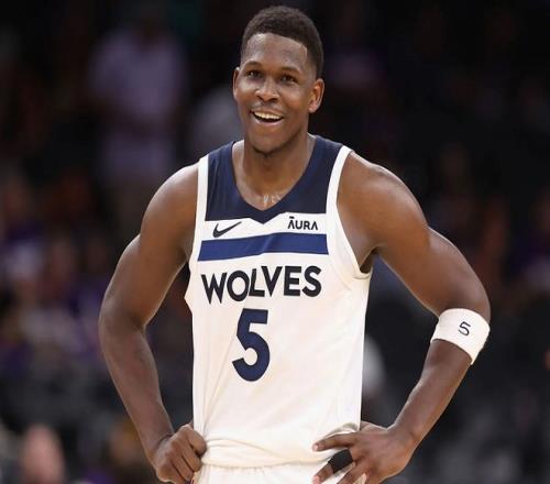 RB莱比锡vs斯图加特：劳姆、古拉西奇首发，努贝尔、昂达夫出战（RB莱比锡战斯图加特：古拉西奇、劳姆先发，努贝尔、昂达夫出场）