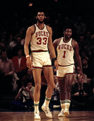 教滑雪也安排上了？还有什么是蔚来驾享小哥不会的吗！蔚来驾享服务用过的都说好！（滑雪教学都安排上了？蔚来驾享小哥无所不能，用过的人都点赞！）