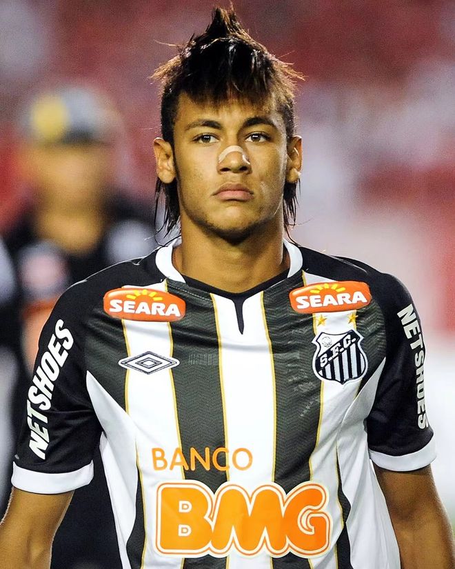 德转列英冠历史身价TOP15：布恩迪亚3500万第1，格拉利什上榜（德转盘点英冠历史身价前15：布恩迪亚3500万居首，格拉利什入选）