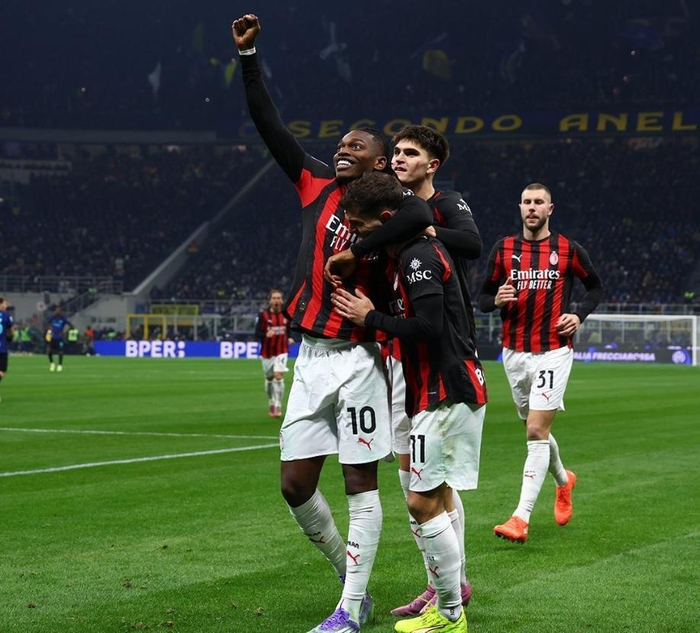 欧冠：皇马客场2-0完胜国际米兰（欧冠客场告捷：皇马2-0击败国际米兰）