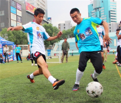 拉斯帕多里：巴萨与皇马都非常强大，但我觉得马竞同样出色（拉斯帕多里：巴萨皇马实力强劲，马竞并不逊色）