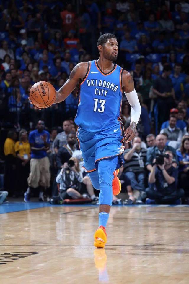 NBA季后赛焦点球员表现回顾（NBA季后赛关键球星表现盘点）