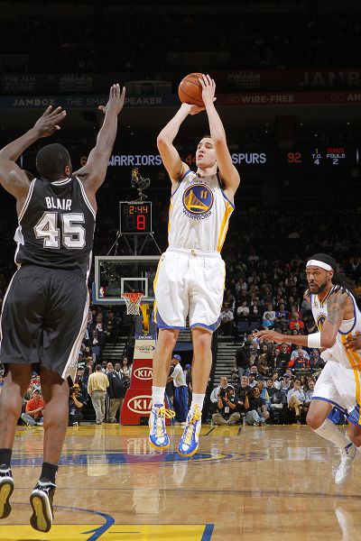 因伤缺席今年剩余比赛阵容：德布劳内、卡瓦哈尔、加维等在列（今年余下赛程伤停名单：德布劳内、卡瓦哈尔、加维等缺阵）