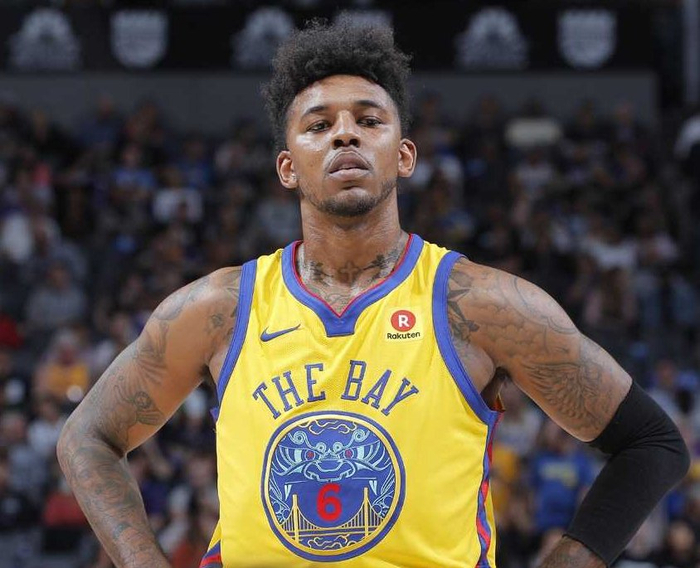 意媒：上个月跖骨骨折的梅雷特还将缺阵20天，意超杯有望复出（意媒：梅雷特上月跖骨骨折，将再休战20天，意超杯有望回归）