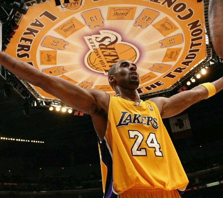 要不咱试试？网红：投简历来当工人，就能在诺坎普免费看球（网红支招：投简历去打工，诺坎普免费观赛不是梦）