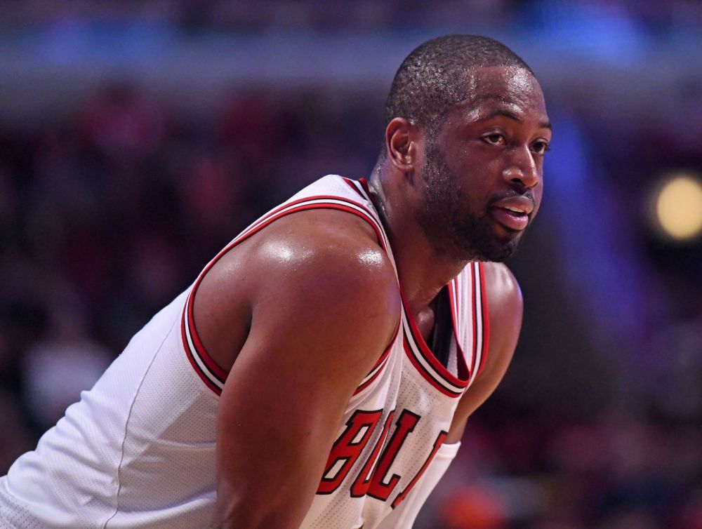 名记：快船给保罗的角色是更衣室领袖 因为哈登&小卡不善于发声（知名记者：快船将保罗定位为更衣室领袖，因哈登与莱昂纳德不善于发声）