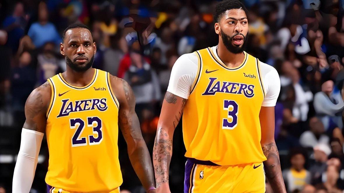 巴媒：奥斯卡此前并无严重心脏问题病史，医生正调查异常原因（巴媒称奥斯卡无严重心脏病史，医生正调查异常成因）